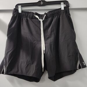 Vuori Men's Size M Black Trail Short 2.0 Lined Athletic Running Shorts V341